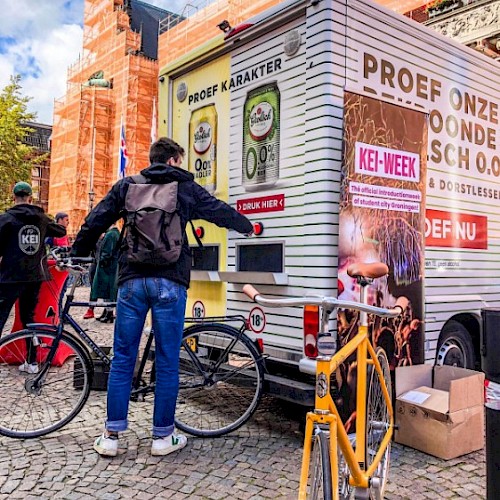 grolsch_studenten_truck_promotie_bier_0.-square